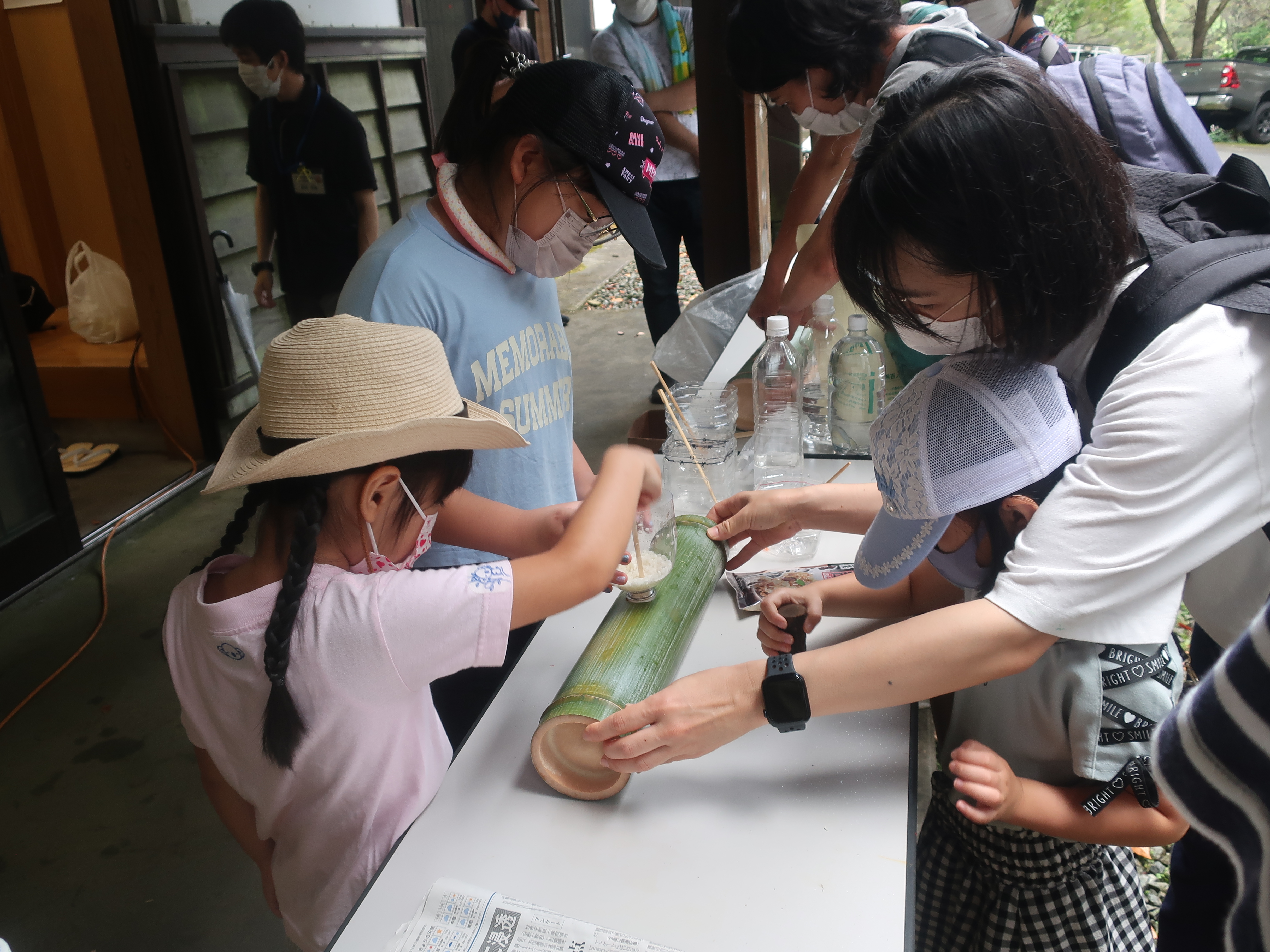 2022:08:20/写真③親子森林教室（1）.JPG